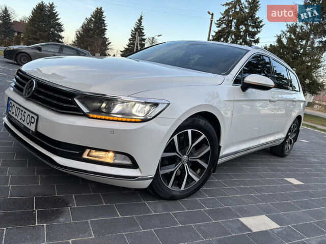 Белый Фольксваген Пассат, объемом двигателя 1.97 л и пробегом 269 тыс. км за 17790 $, фото 1 на Automoto.ua