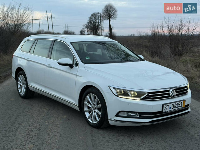 Белый Фольксваген Пассат, объемом двигателя 1.97 л и пробегом 240 тыс. км за 17600 $, фото 1 на Automoto.ua