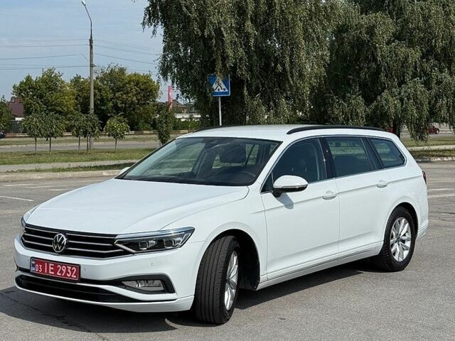 Белый Фольксваген Пассат, объемом двигателя 1.97 л и пробегом 58 тыс. км за 24000 $, фото 1 на Automoto.ua
