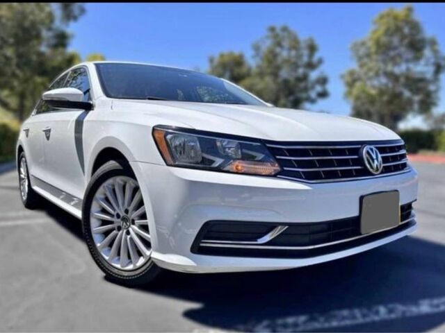 Белый Фольксваген Пассат, объемом двигателя 0 л и пробегом 130 тыс. км за 7800 $, фото 1 на Automoto.ua