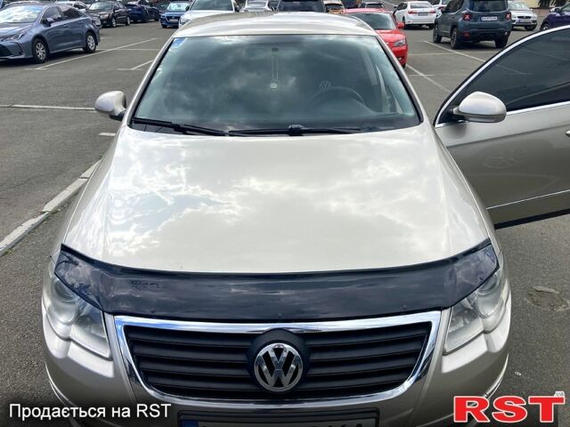 Бежевый Фольксваген Пассат, объемом двигателя 1.8 л и пробегом 255 тыс. км за 5500 $, фото 1 на Automoto.ua