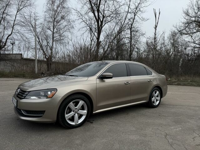 Бежевый Фольксваген Пассат, объемом двигателя 1.8 л и пробегом 280 тыс. км за 9900 $, фото 1 на Automoto.ua