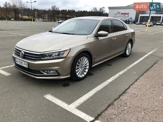 Бежевый Фольксваген Пассат, объемом двигателя 1.8 л и пробегом 198 тыс. км за 12000 $, фото 1 на Automoto.ua