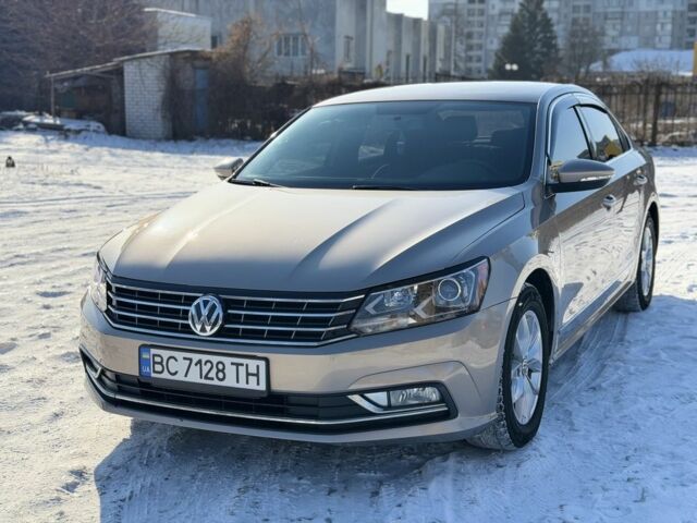 Бежевый Фольксваген Пассат, объемом двигателя 1.8 л и пробегом 182 тыс. км за 11700 $, фото 1 на Automoto.ua