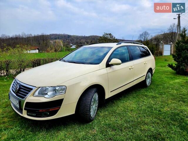 Бежевый Фольксваген Пассат, объемом двигателя 2 л и пробегом 205 тыс. км за 7300 $, фото 1 на Automoto.ua