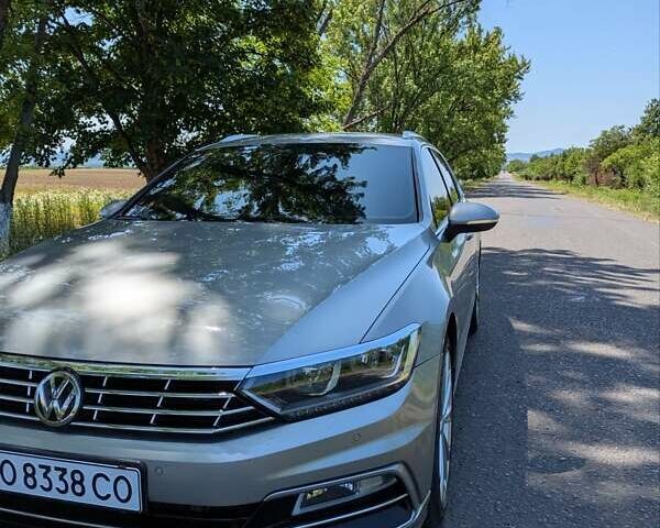 Бежевый Фольксваген Пассат, объемом двигателя 2 л и пробегом 260 тыс. км за 17800 $, фото 1 на Automoto.ua