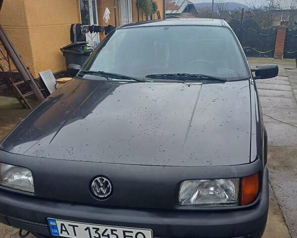 Чорний Фольксваген Пассат, об'ємом двигуна 1.3 л та пробігом 321 тис. км за 2500 $, фото 1 на Automoto.ua