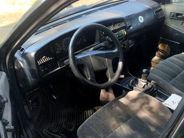 Черный Фольксваген Пассат, объемом двигателя 1.8 л и пробегом 489 тыс. км за 1430 $, фото 1 на Automoto.ua