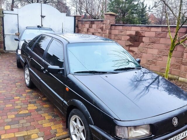 Черный Фольксваген Пассат, объемом двигателя 2 л и пробегом 260 тыс. км за 1050 $, фото 1 на Automoto.ua