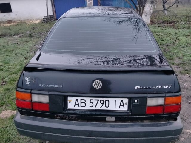 Чорний Фольксваген Пассат, об'ємом двигуна 2 л та пробігом 350 тис. км за 1000 $, фото 1 на Automoto.ua