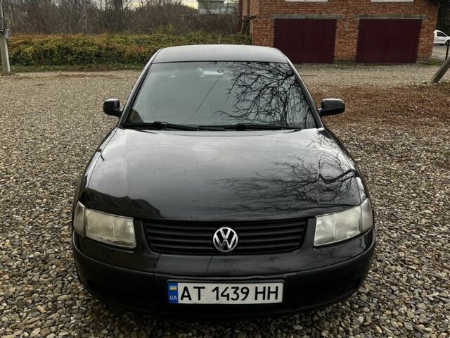 Черный Фольксваген Пассат, объемом двигателя 1.9 л и пробегом 496 тыс. км за 3500 $, фото 1 на Automoto.ua