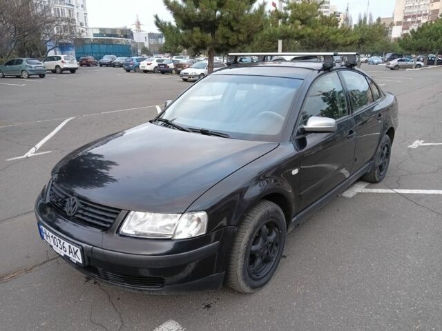 Черный Фольксваген Пассат, объемом двигателя 1.9 л и пробегом 406 тыс. км за 2650 $, фото 1 на Automoto.ua