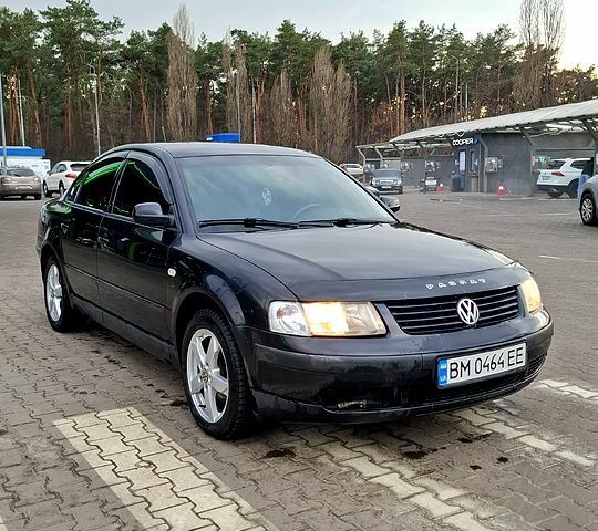Черный Фольксваген Пассат, объемом двигателя 1.9 л и пробегом 250 тыс. км за 2800 $, фото 1 на Automoto.ua