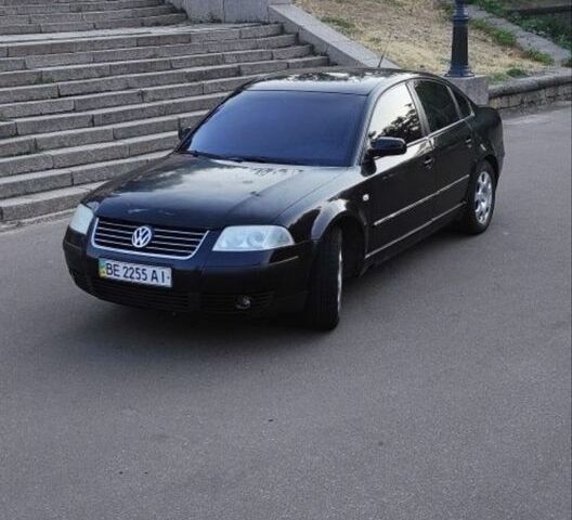 Черный Фольксваген Пассат, объемом двигателя 2.8 л и пробегом 270 тыс. км за 2599 $, фото 1 на Automoto.ua