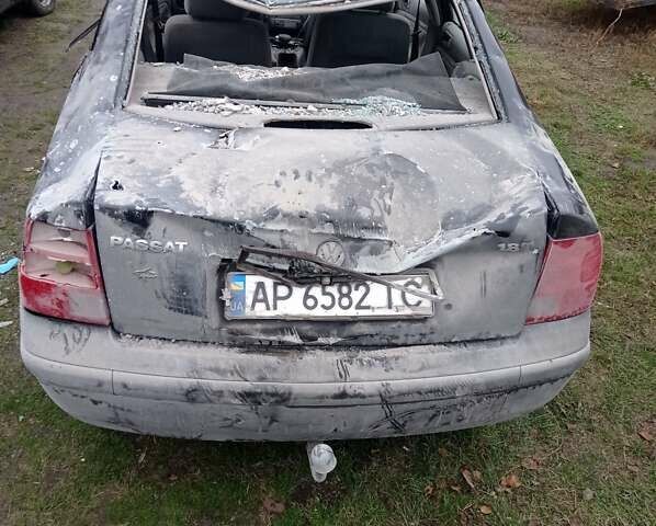 Черный Фольксваген Пассат, объемом двигателя 1.78 л и пробегом 315 тыс. км за 1500 $, фото 1 на Automoto.ua