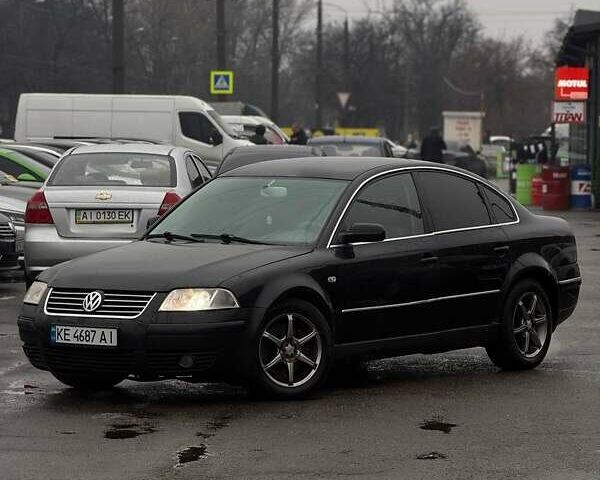 Черный Фольксваген Пассат, объемом двигателя 2.77 л и пробегом 325 тыс. км за 3500 $, фото 1 на Automoto.ua