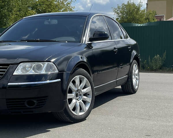 Черный Фольксваген Пассат, объемом двигателя 1.8 л и пробегом 499 тыс. км за 4100 $, фото 1 на Automoto.ua