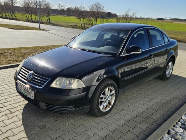 Черный Фольксваген Пассат, объемом двигателя 1.9 л и пробегом 280 тыс. км за 1640 $, фото 1 на Automoto.ua