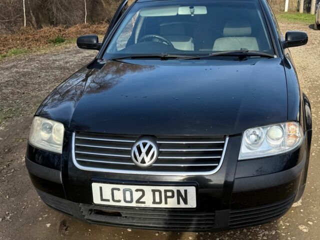 Черный Фольксваген Пассат, объемом двигателя 1.9 л и пробегом 290 тыс. км за 2096 $, фото 1 на Automoto.ua