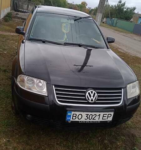 Черный Фольксваген Пассат, объемом двигателя 1.78 л и пробегом 318 тыс. км за 3700 $, фото 1 на Automoto.ua