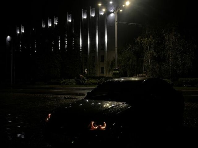 Черный Фольксваген Пассат, объемом двигателя 2 л и пробегом 280 тыс. км за 4800 $, фото 1 на Automoto.ua