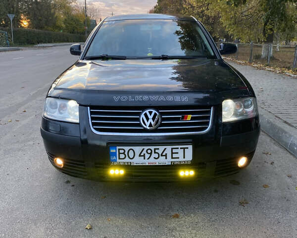 Черный Фольксваген Пассат, объемом двигателя 1.78 л и пробегом 318 тыс. км за 4800 $, фото 1 на Automoto.ua