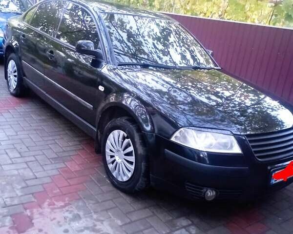 Черный Фольксваген Пассат, объемом двигателя 1.78 л и пробегом 267 тыс. км за 4800 $, фото 1 на Automoto.ua