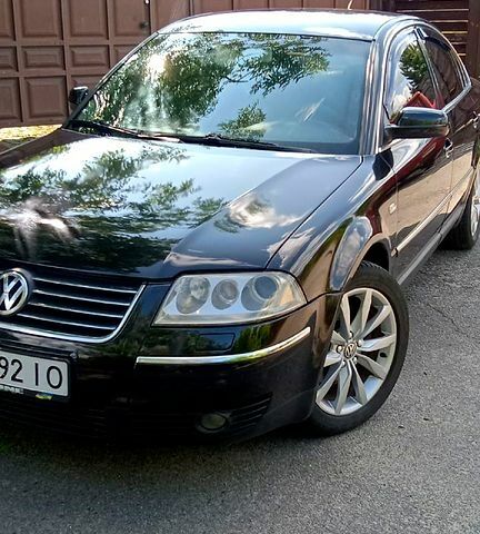 Чорний Фольксваген Пассат, об'ємом двигуна 2.8 л та пробігом 208 тис. км за 5600 $, фото 1 на Automoto.ua