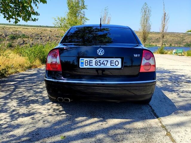 Черный Фольксваген Пассат, объемом двигателя 1.8 л и пробегом 353 тыс. км за 4990 $, фото 1 на Automoto.ua