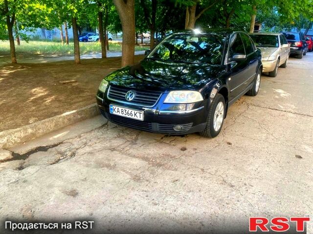 Черный Фольксваген Пассат, объемом двигателя 1.8 л и пробегом 340 тыс. км за 5000 $, фото 1 на Automoto.ua