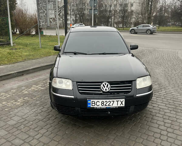 Черный Фольксваген Пассат, объемом двигателя 2.77 л и пробегом 428 тыс. км за 2750 $, фото 1 на Automoto.ua