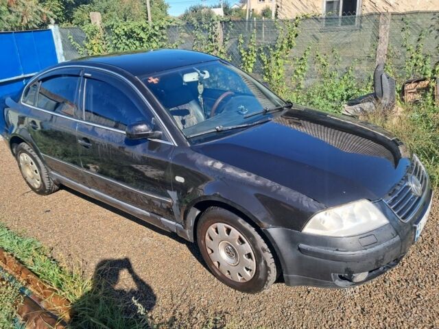 Черный Фольксваген Пассат, объемом двигателя 3 л и пробегом 386 тыс. км за 4100 $, фото 1 на Automoto.ua