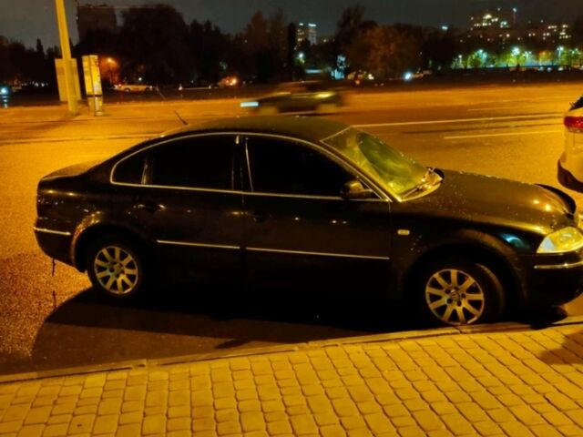 Черный Фольксваген Пассат, объемом двигателя 1.8 л и пробегом 260 тыс. км за 6500 $, фото 1 на Automoto.ua