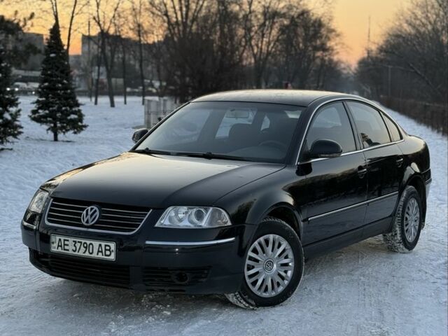 Черный Фольксваген Пассат, объемом двигателя 2 л и пробегом 255 тыс. км за 3600 $, фото 1 на Automoto.ua