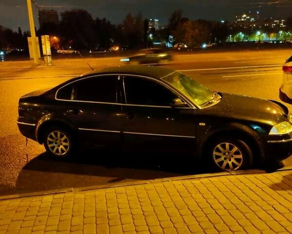 Черный Фольксваген Пассат, объемом двигателя 1.8 л и пробегом 260 тыс. км за 6500 $, фото 1 на Automoto.ua