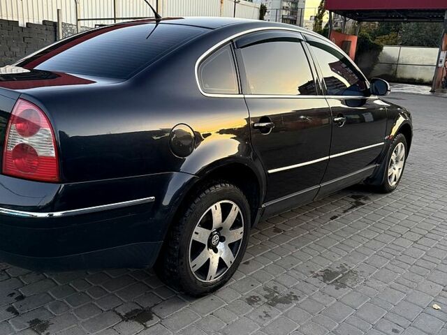 Черный Фольксваген Пассат, объемом двигателя 2.8 л и пробегом 277 тыс. км за 4300 $, фото 1 на Automoto.ua