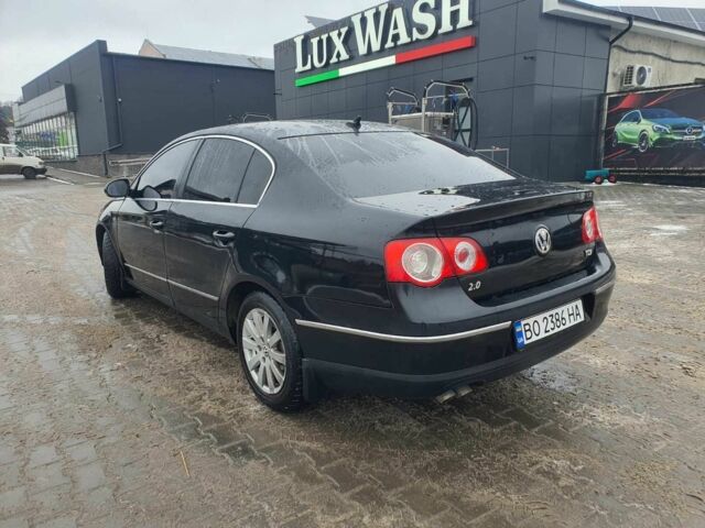 Чорний Фольксваген Пассат, об'ємом двигуна 2 л та пробігом 270 тис. км за 5000 $, фото 1 на Automoto.ua