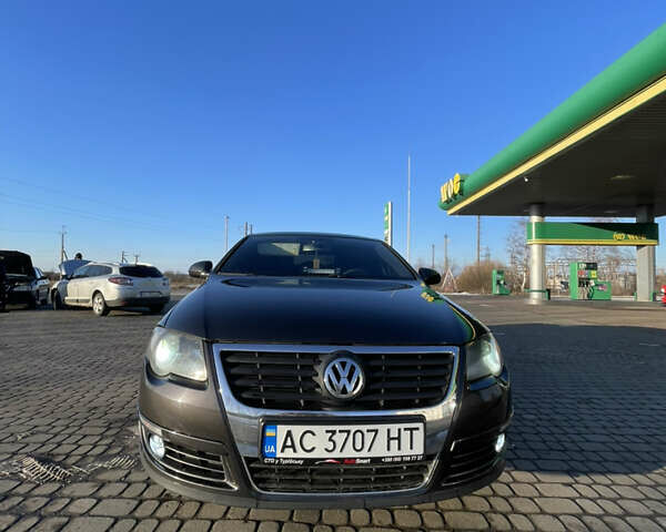 Черный Фольксваген Пассат, объемом двигателя 1.98 л и пробегом 334 тыс. км за 4999 $, фото 1 на Automoto.ua