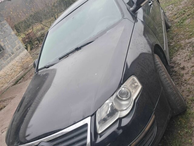 Черный Фольксваген Пассат, объемом двигателя 2 л и пробегом 200 тыс. км за 3400 $, фото 1 на Automoto.ua