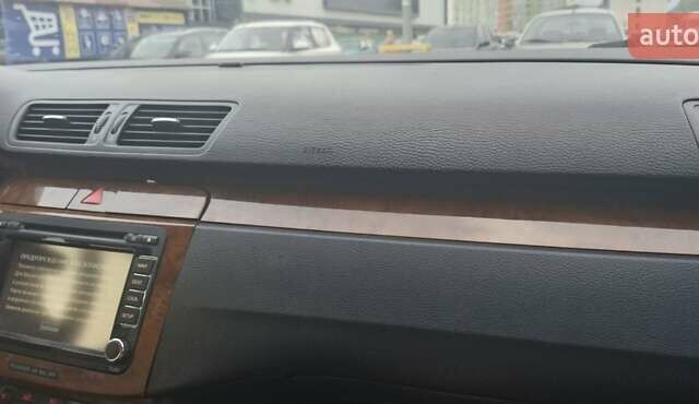 Черный Фольксваген Пассат, объемом двигателя 1.98 л и пробегом 280 тыс. км за 4600 $, фото 1 на Automoto.ua