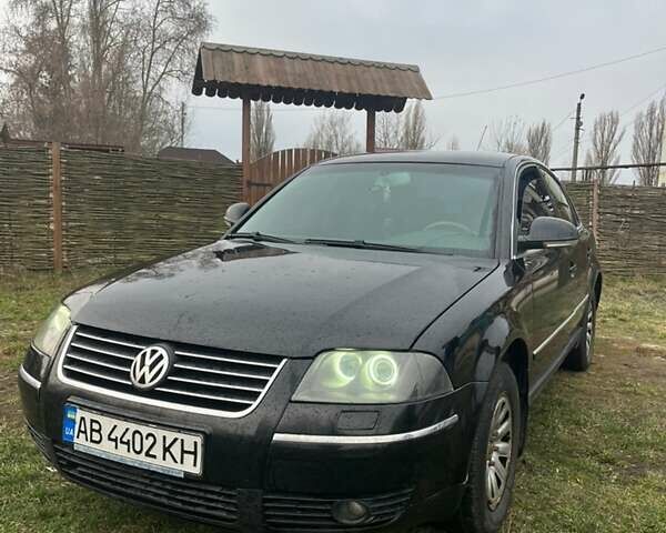 Черный Фольксваген Пассат, объемом двигателя 1.78 л и пробегом 270 тыс. км за 4400 $, фото 1 на Automoto.ua