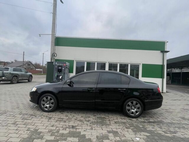 Черный Фольксваген Пассат, объемом двигателя 2 л и пробегом 240 тыс. км за 3850 $, фото 1 на Automoto.ua