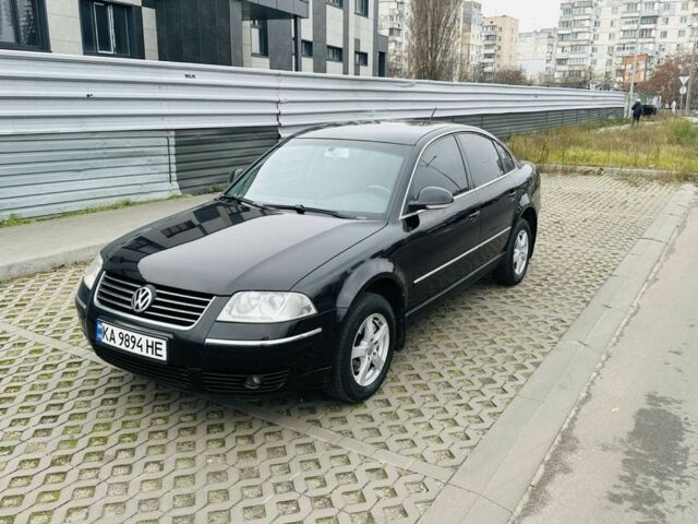 Черный Фольксваген Пассат, объемом двигателя 1.8 л и пробегом 200 тыс. км за 4750 $, фото 1 на Automoto.ua