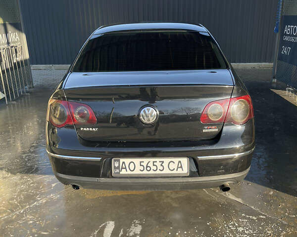 Черный Фольксваген Пассат, объемом двигателя 2 л и пробегом 240 тыс. км за 5200 $, фото 1 на Automoto.ua
