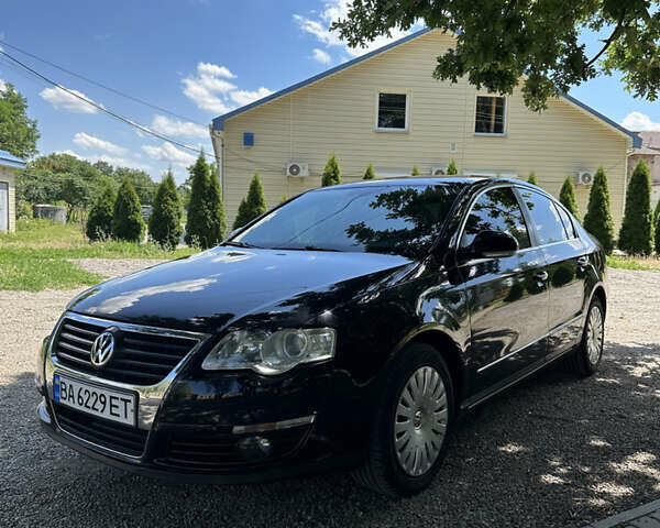 Черный Фольксваген Пассат, объемом двигателя 1.6 л и пробегом 215 тыс. км за 6700 $, фото 1 на Automoto.ua