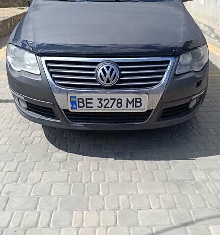 Чорний Фольксваген Пассат, об'ємом двигуна 2 л та пробігом 283 тис. км за 5800 $, фото 1 на Automoto.ua