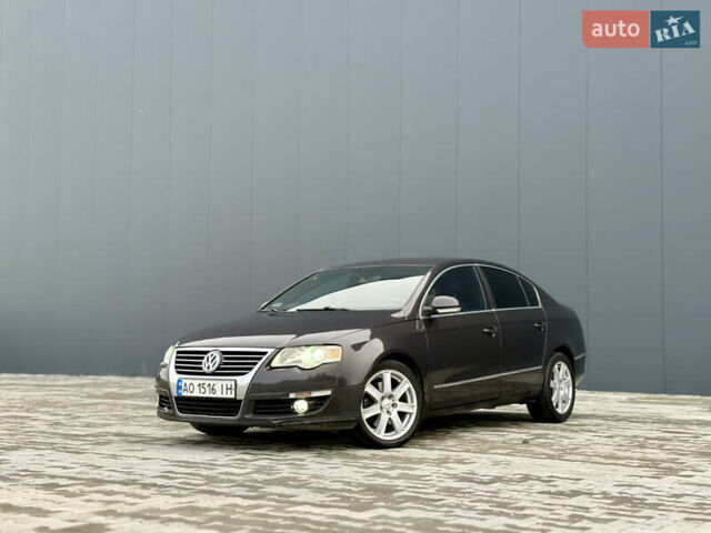 Чорний Фольксваген Пассат, об'ємом двигуна 2 л та пробігом 390 тис. км за 5599 $, фото 1 на Automoto.ua