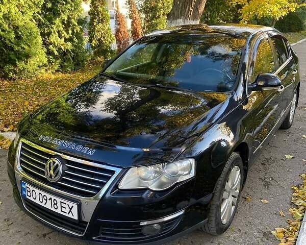 Черный Фольксваген Пассат, объемом двигателя 1.97 л и пробегом 256 тыс. км за 6500 $, фото 1 на Automoto.ua