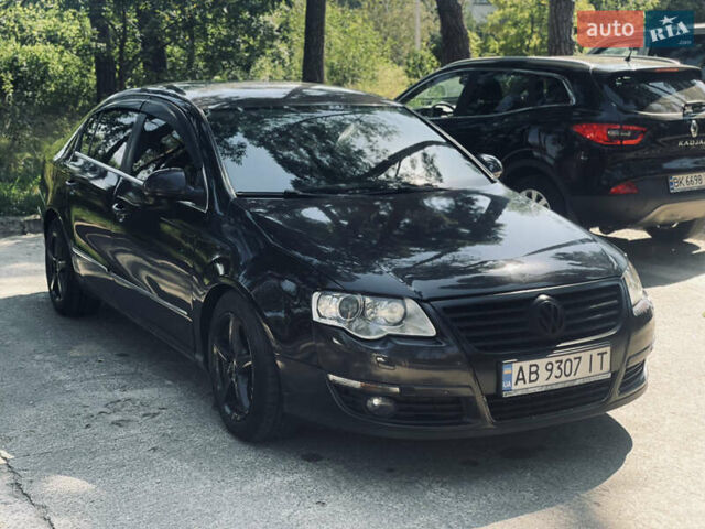 Черный Фольксваген Пассат, объемом двигателя 1.97 л и пробегом 297 тыс. км за 6300 $, фото 1 на Automoto.ua