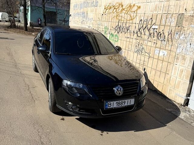 Черный Фольксваген Пассат, объемом двигателя 2 л и пробегом 236 тыс. км за 5200 $, фото 1 на Automoto.ua